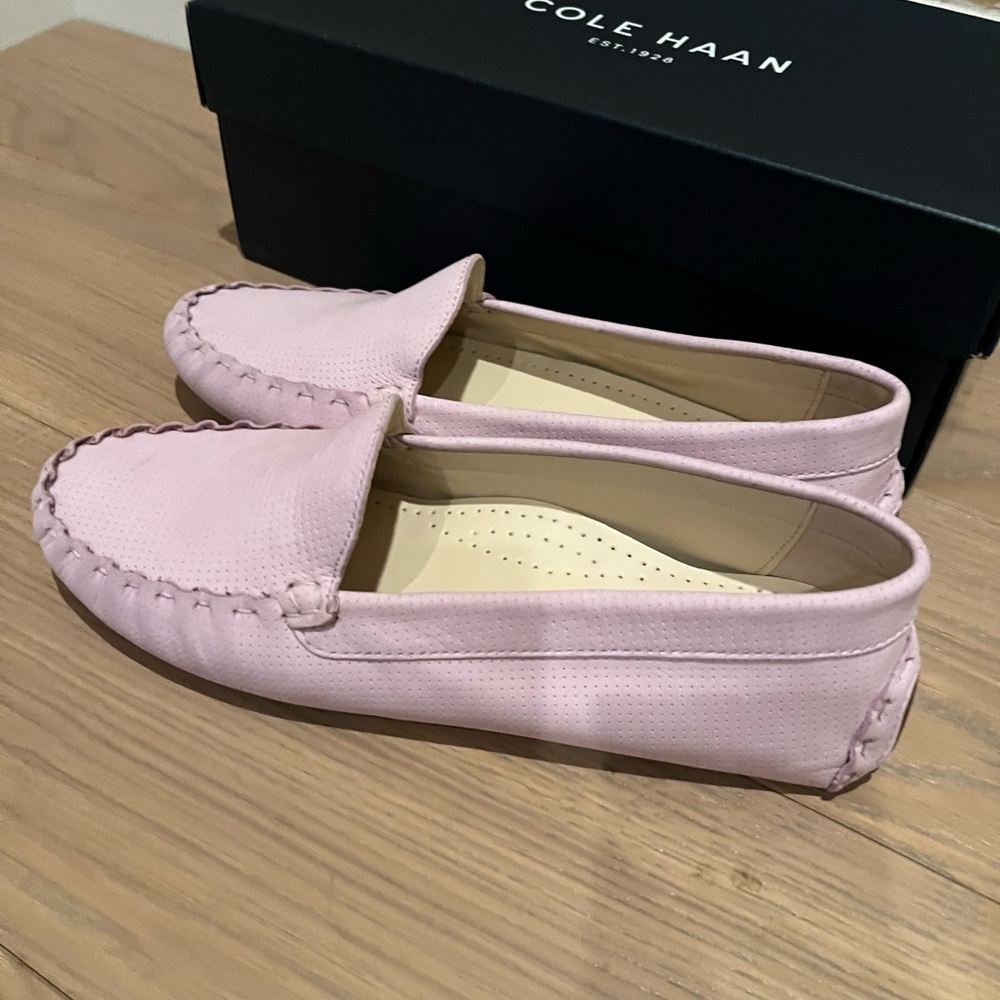 Cole Haan Light Pink Leather Driving Moccasins
